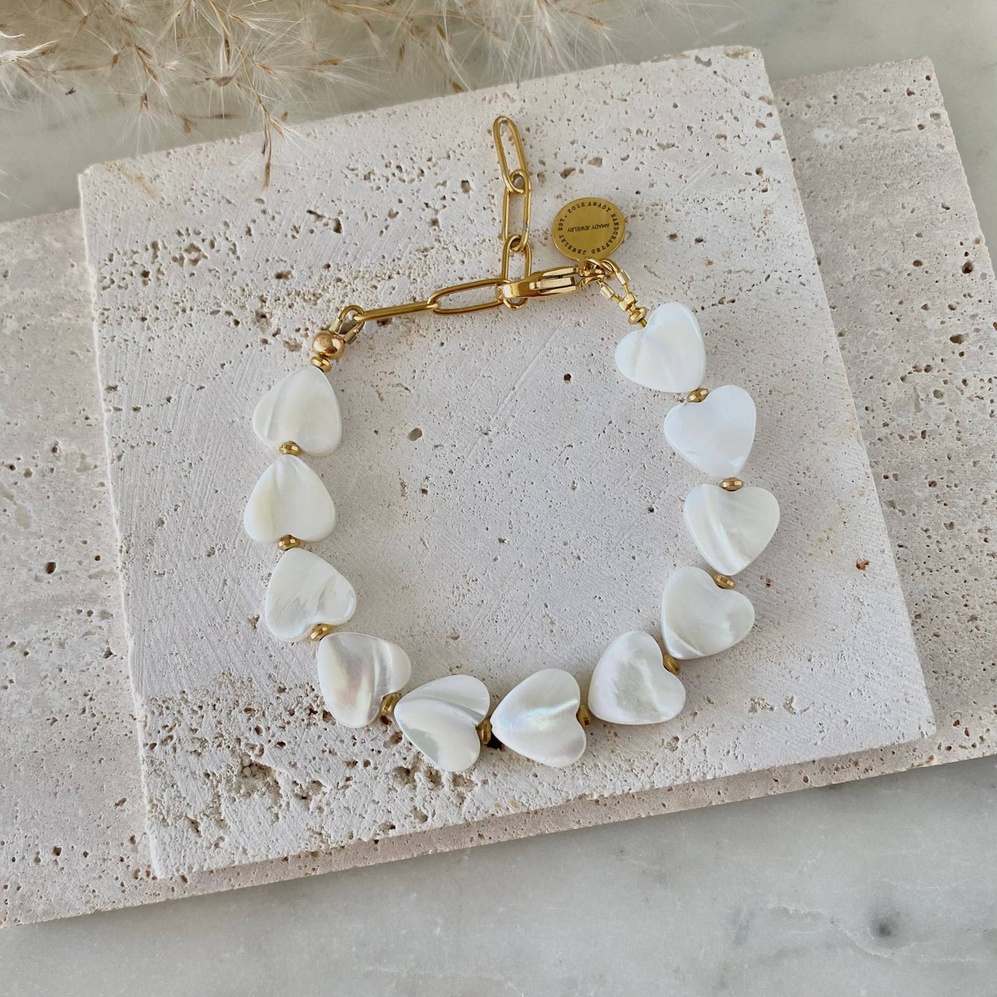 Heart Shaped Pearl Shell Bracelet 18k gold plated