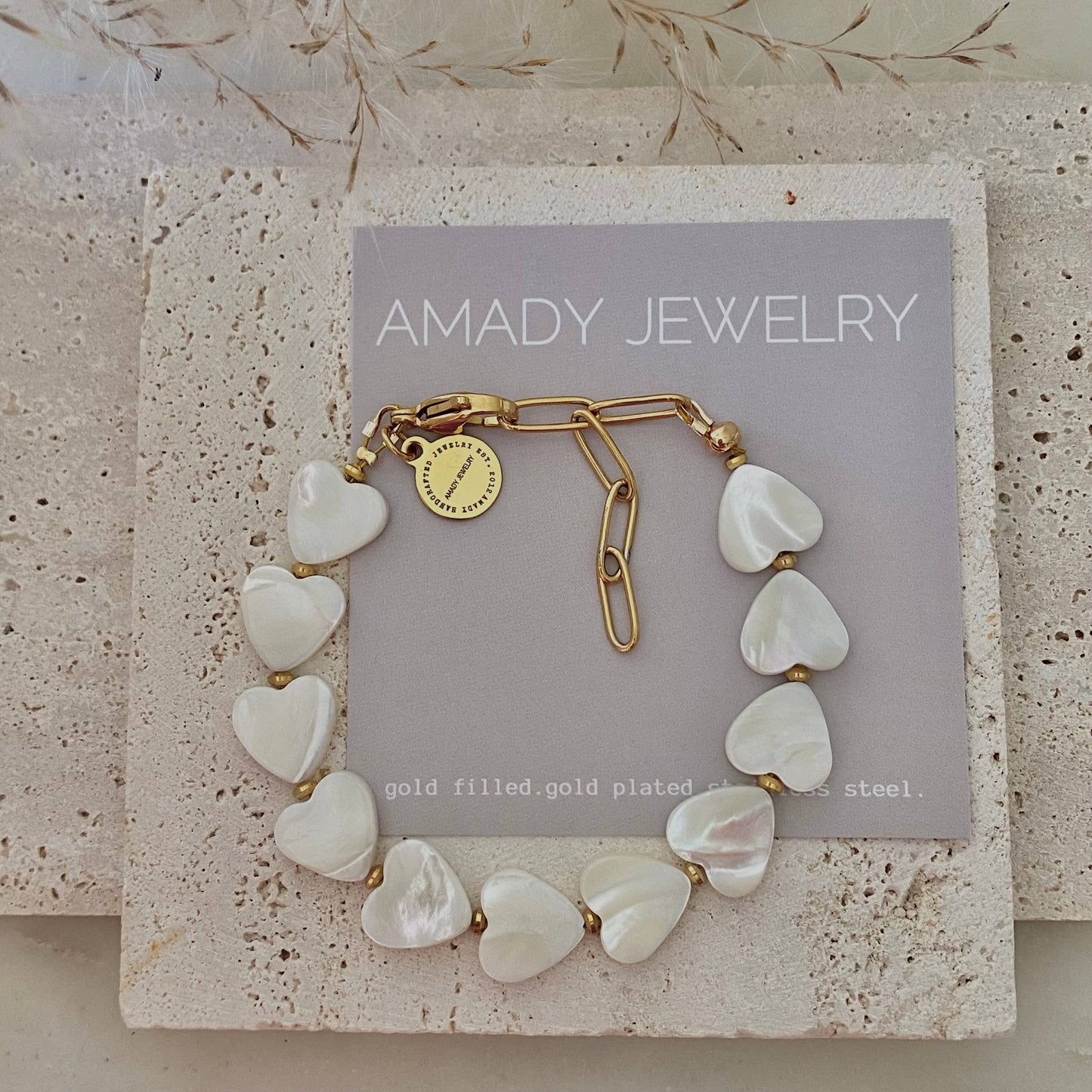 Heart Shaped Pearl Shell Bracelet 18k gold plated