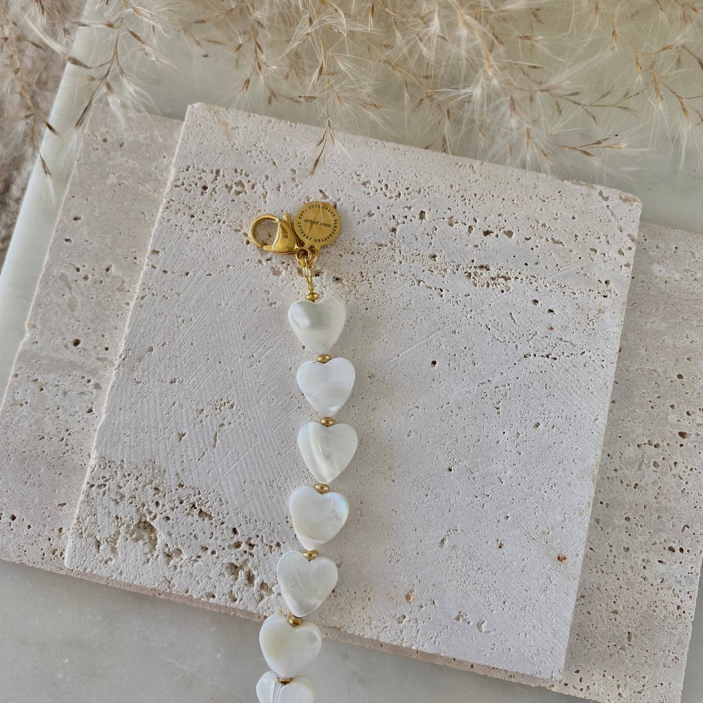 Heart Shaped Pearl Shell Bracelet 18k gold plated