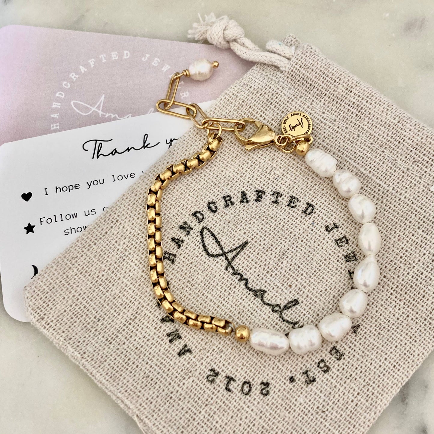 Pearls Bracelet Gold plated box chain adjustable